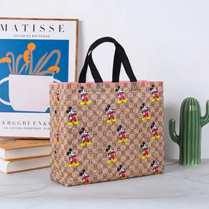 Bolsa de mano a rayas de tela no tejida ecológica personalizable bolsa de compras promocional reciclada patrón de pantalla embalaje personalizado reutilizable - Product Image 1