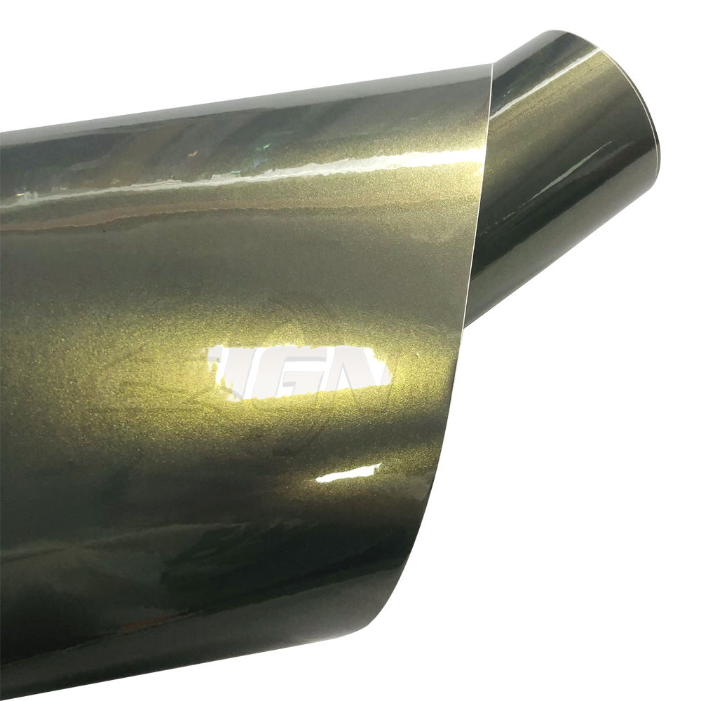 Nado Light Gray Charm Gold