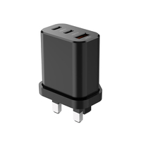 Nuevo cargador UK PD GaN 30W de 3 puertos 2C1A para teléfonos móviles y tabletas iPad