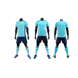 Heren 100% Polyester Voetbal Jersey Korte Sets Ademende Sublimatie Afdrukken Custom Voetbal Kit Voor Sportfans Sportkleding - Product Image 4