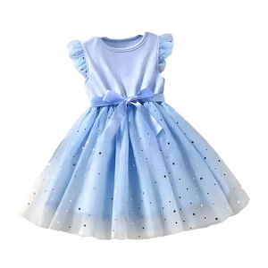 Gaun Putri yang Dapat Disesuaikan untuk Anak Perempuan, Gaun Berlapis dengan Lengan Mengembang dan Pola Titik yang Imut untuk Pesta Anak-anak. - Product Image 4