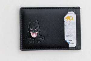 Klassischer Kurzer Multikarten-Geldclip Einfacher Visitenkartenhalter für Männer Bat Hero ID-Geldbörse Stilvolles Werbegeschenk - Product Image 4