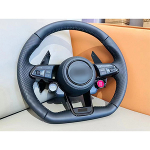 Volante Sportivo in Fibra di Carbonio Completo di Pelle, Produzione di Fabbrica, Compatibile con <span class=keywords><strong>Audi</strong></span> A8, <span class=keywords><strong>A1</strong></span>, Q5, Inclusi TT e A7 <span class=keywords><strong>Sportback</strong></span> - Product Image 2