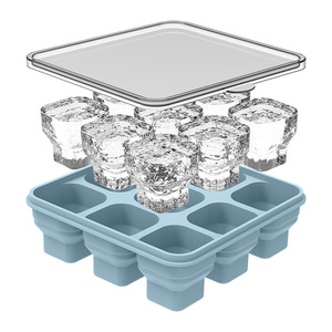 BUYUER Bandeja de silicona plegable para cubitos de hielo con tapa - Molde de hielo de 9 celdas de fácil desmolde con cubierta de PP, apilable y que ahorra espacio - Product Image 1