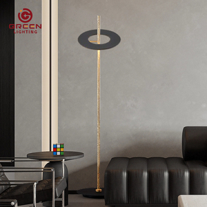 Hiện Đại Bắc Âu Thiết Kế Châu Âu Đứng Đèn Sàn Kim Loại Góc Đèn Sàn Với Chức Năng Chiếu Sáng - Product Image 1