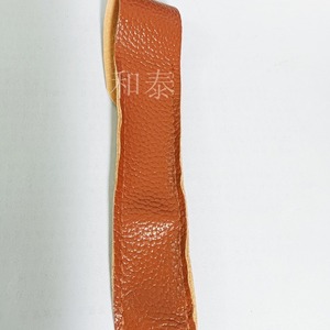 One-piece tweezers <b>case</b>, leather <b>case</b> for eyelash extension <b>technicians</b>, dolphin-feather protective <b>case</b>. - Product Image 2