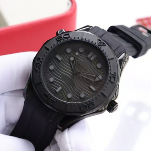 Montres mécaniques de loisirs pour hommes personnalisables de haute qualité, avec cadran lumineux à motif aquatique et bracelet en caoutchouc - Product Image 3