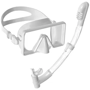Set di maschere per snorkeling subacqueo dal design classico affidabile di alta qualità