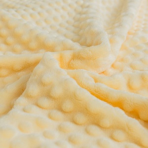 Bán Buôn Chống Pilling Siêu Mềm <span class=keywords><strong>Poly</strong></span> Nổi Bé Cuddle Bong Bóng Minky Dot Plush Chăn Flannel Chăn Vải Cho Bé - Product Image 4