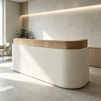 Bureau de réception moderne incurvé blanc et en MDF avec rangement pour optimiser l'espace de bureau pour clinique, salon, boutique