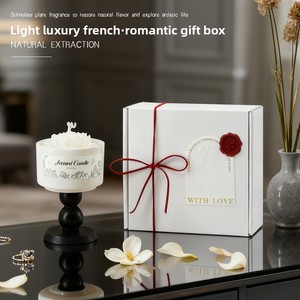Cofanetto Regalo Candela Aromatica Stile Francese con Ornamenti in Ceramica Fatti <span class=keywords><strong>a</strong></span> Mano, Regalo Romantico di Alta Gamma <span class=keywords><strong>per</strong></span> <span class=keywords><strong>San</strong></span> <span class=keywords><strong>Valentino</strong></span> e 8 Marzo - Product Image 3