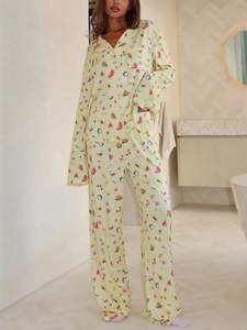 Pyjama personnalisé à manches longues en modal doux avec imprimé fruits, col à revers, vêtements de détente confortables, pyjama en bambou pour femmes, ensemble - Product Image 2