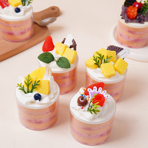 Modelo de postre simulado de pastel Marie en vaso de virutas, para escaparate de pastelería, simulando pastel de crema y vaso de pudín - Product Image 3