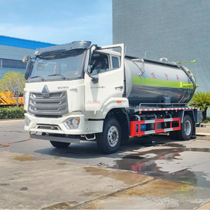 Camion d'aspiration des eaux usées HOWO 12CBM 4X2, châssis Sinotruk, citerne à vide de 12000 litres, camion aspirateur d'égouts - Product Image 4