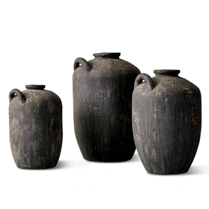 Pot de rangement en céramique rustique noir style antique en terre cuite, décoration d'intérieur, motif vases espagnols - Product Image 1