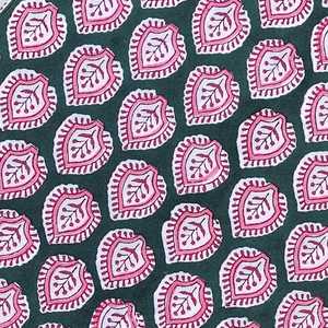 Ensemble de pyjama en coton imprimé à la main d'inspiration ethnique pour femmes, vêtements de nuit faits à la main, doux, confortables et légers - Product Image 4