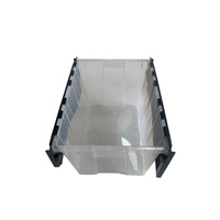 Caisse de rangement empilable et durable en plastique transparent de 5 gallons pour dortoir de salle de classe.