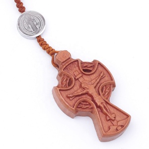 Collana con rosario a croce intagliata in legno di Cristo ortodosso - Product Image 2