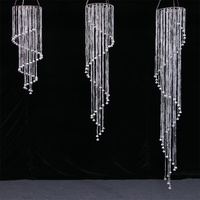 Décoration et fournitures de mariage : Nouveaux lustres de mariage prêts à l'emploi, éclairage de plafond en acrylique et fer forgé monobloc pour hôtels, auditoriums et scènes