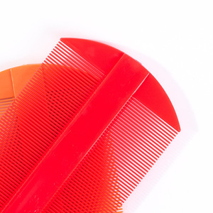 Peine de plástico con dientes ultrafinos para caspa, piojos y pulgas, peine de masaje multifunción de 15-20Cm para niños, Color sólido - Product Image 4