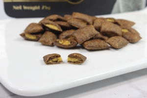 Etiqueta privada Premium Pet Cat Treats Crujiente exterior con relleno suave Sabor a atún Cat Dental Snack Saludable Fácil <span class=keywords><strong>de</strong></span> digerir - Product Image 6