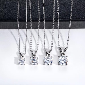 Collar de Plata de Ley S925 con Moissanita de 1/<span class=keywords><strong>2</strong></span>/3 <span class=keywords><strong>Quilates</strong></span>, Corte Redondo Clásico de 4 Puntas, D VVS1, Gargantilla Minimalista con Cadena de Moissanita para Mujer - Product Image 1