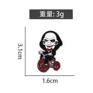 Broche sur le thème du dessin animé Funky <span class=keywords><strong>Joker</strong></span> Broche en métal unique pour la décoration de tenues pour Noël Fête nationale Halloween Graduation - Product Image 6