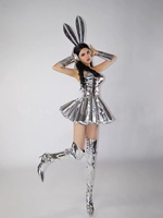 Robe courte en cuir argenté sexy avec strass pour femmes, accessoire de tête, vêtements de performance réfléchissants, danse en boîte de nuit, fête, scène