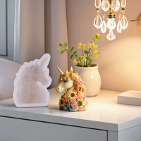 Moule en silicone YLX SM pour bougie aromatique en forme de cheval fleuri, design irrégulier, idéal pour la création de bougies DIY aux formes florales rêveuses