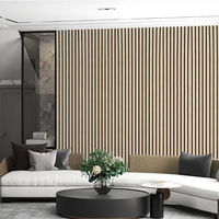 Panneaux muraux acoustiques modernes en bois massif cannelé avec isolation phonique pour chambre, salle de sport et hôtel - Décoration de studio en chêne