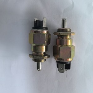 Interruptor de luz de marcha atrás 115939031 312939 030 para camiones Volkswagen, remolques, vehículos agrícolas, 12 V - Product Image 3