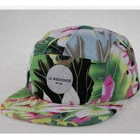 Hawaiian Floral 5 panneaux Cadet Snapback Cap Hat 100% Polyester Caractéristique commune du tissu