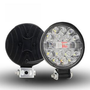 Nouveau phare de travail LED miniature 3 pouces 12V 30W 6000LM rouge+bleu stroboscopique DRL 4x4 pour camion, VTT, véhicules tout-terrain, montage universel - Product Image 2