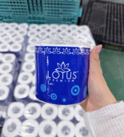 Papier toilette en gros avec logo personnalisé, 3 plis, super doux, impression de haute qualité, rouleau de papier toilette