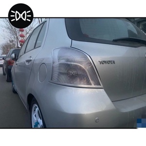 Feux <span class=keywords><strong>arrière</strong></span> ZWENJIN adaptés à la <span class=keywords><strong>Toyota</strong></span> <span class=keywords><strong>Yaris</strong></span> (version japonaise) - Mise à niveau standard vers des feux <span class=keywords><strong>arrière</strong></span> de style Venom blanc - Product Image 4