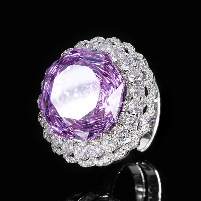 bague violette de taille ouverte
