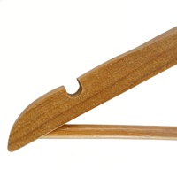 Cintre en bois écologique de style scandinave minimaliste, antidérapant, pour la maison moderne, la garde-robe et la décoration de magasin de vêtements, idéal pour organiser les costumes