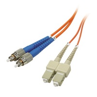 Câble de raccordement en fibre optique LX.5 UPC APC