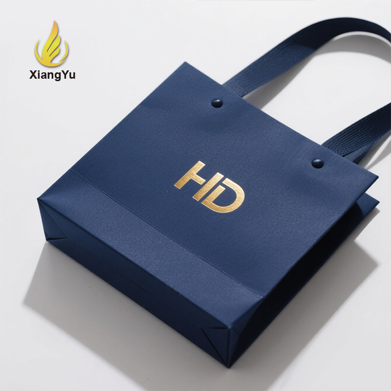 สีน้ำเงิน