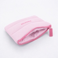 Sac de rangement cosmétique Fluffy Girl personnalisable, pochette de beauté en néoprène avec fermeture éclair, sac de maquillage de voyage imperméable et moelleux, logo personnalisé