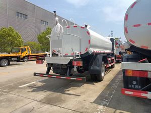 รถบรรทุก10000L sinotruk HOWO รถบรรทุกฉีดน้ำส่งน้ำ - Product Image 6