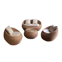 Ensemble de canapés d'extérieur pour cour, mobilier en rotin et osier pour appartements de présentation, vérandas, balcons de villas, jardins et terrasses