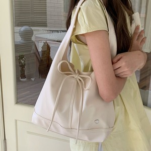 Korean Style Women's Shoulder Bag Off White Large Capacity Magnetic Buckle Minimalist Tote Bag For Everyday Use - Product Image 3