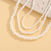 Ensemble de colliers superposés en perles d'imitation pour femmes, 3 pièces, collier ras du cou et bracelet minimalistes en perles blanches, cadeau de bijoux