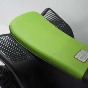 Auto Eléctrico de Cuatro Ruedas a Batería para Niños, Unisex, con Control Remoto, Juguete de Plástico a Bajo Precio para Niños y Niñas - Product Image 5