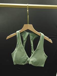 Conjunto de traje de yoga deportivo nuevo europeo y americano, espalda de belleza para correr, Top ajustado para mujeres - Product Image 4