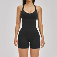 Pakaian Yoga Musim Semi Anti Keringat Model Cross Back, Rompi dan Celana Pendek untuk Olahraga Luar Ruangan, Set Yoga Fitness untuk Wanita