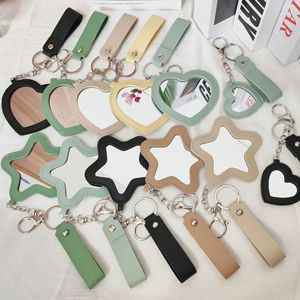 Fashion PU Leather Makeup Mirror Key Chain Custom Logo Blank Promotional Gifts Portable Pocket Mirror Heart Mirror Keychain Bulk