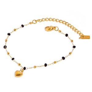 Pulsera de Corazón de Cristal Negro en Acero Inoxidable Chapado en Oro de 18K, Joyería de Oro para Mujer, Fabricante de Joyería - Product Image 1