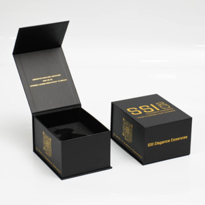 Boîte cadeau magnétique pour petits bijoux avec logo personnalisé, recyclable, en carton rigide, boîte en velours pour collier - Product Image 3